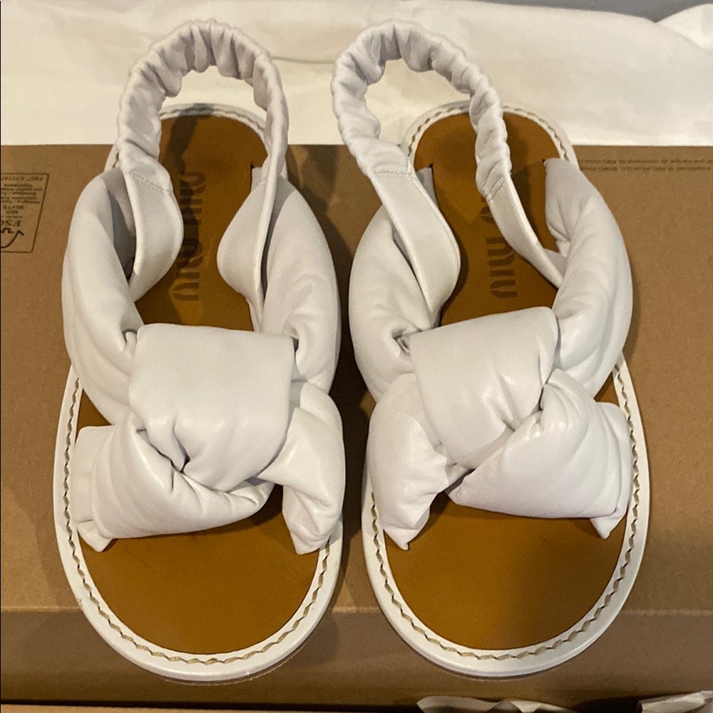Miu Miu white Women's flat Sandals with knot